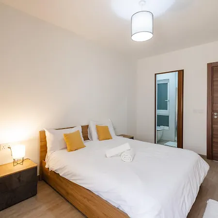 Cosy Retreat Apartment *